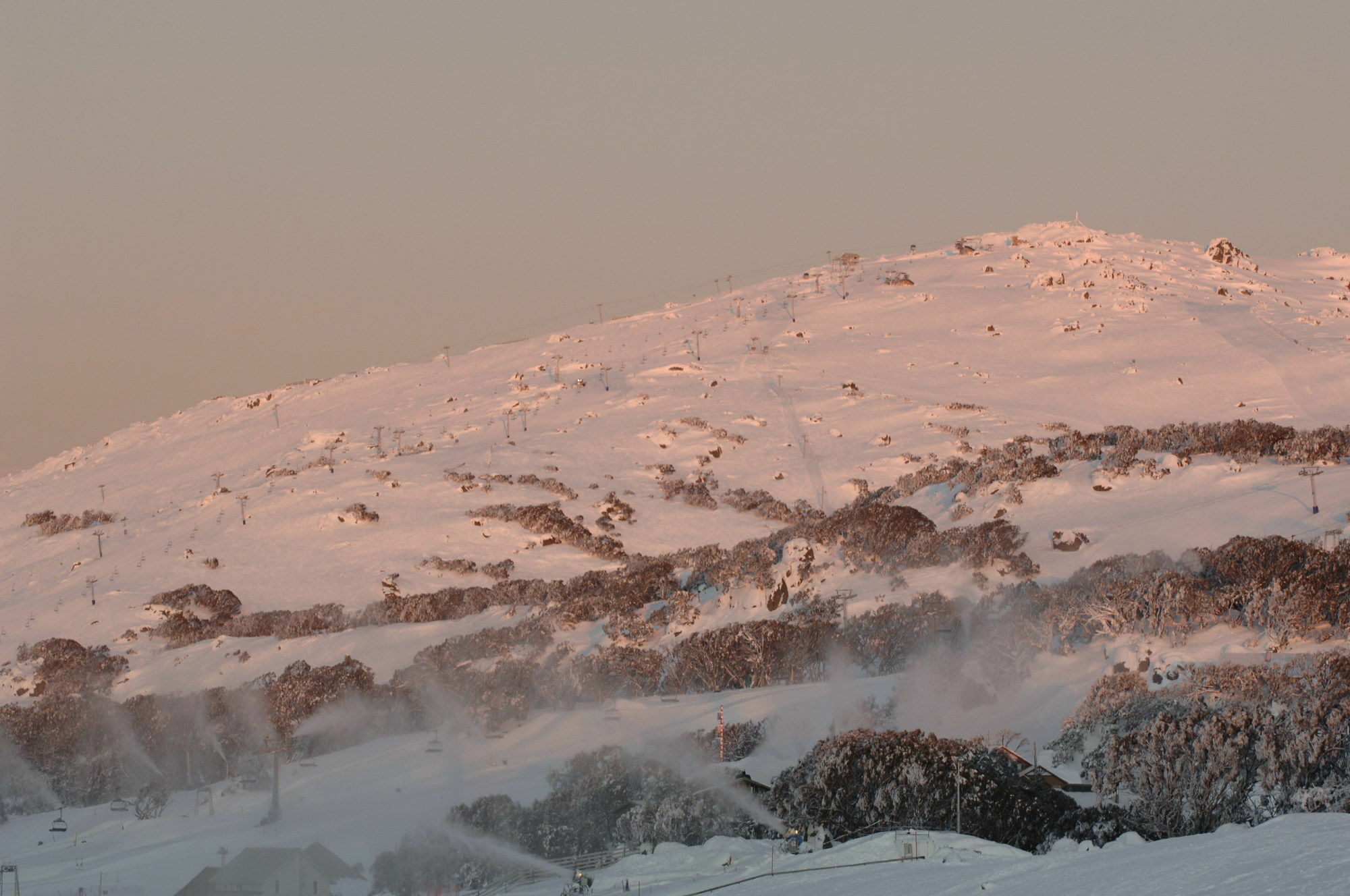 The Perisher Valley Hotel Екстер'єр фото